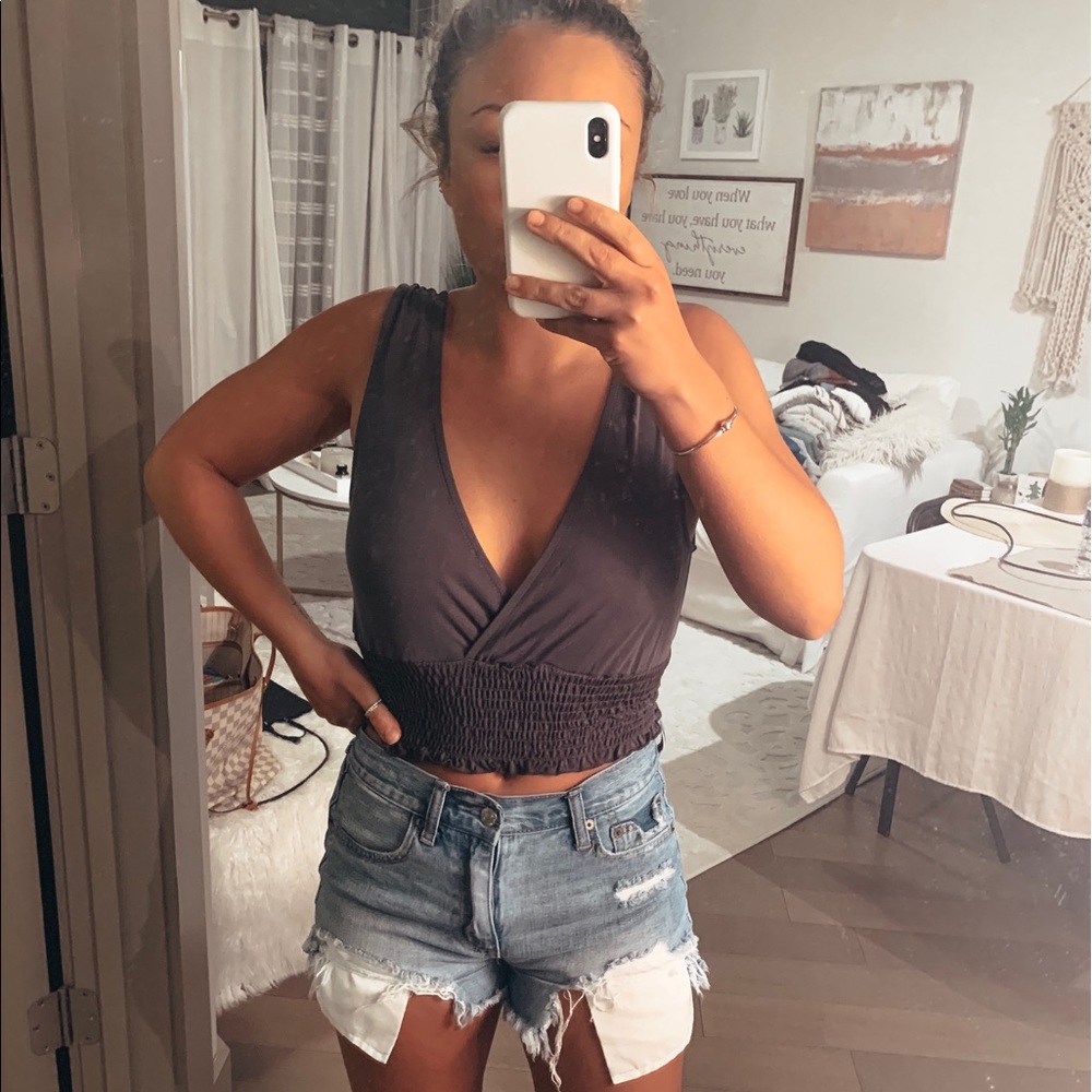 Grey tank top